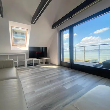 Apartman Hullám *