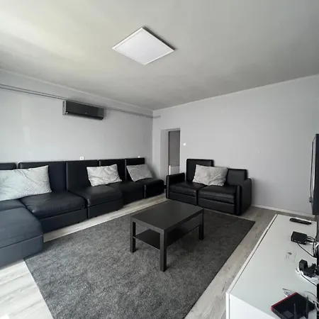 דירה Hullam בלטונללה