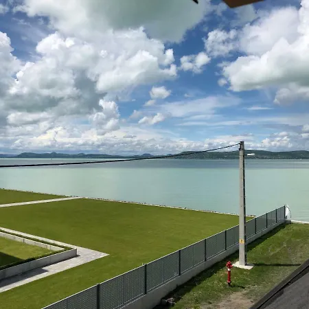 Hullám Apartamento Balatonlelle
