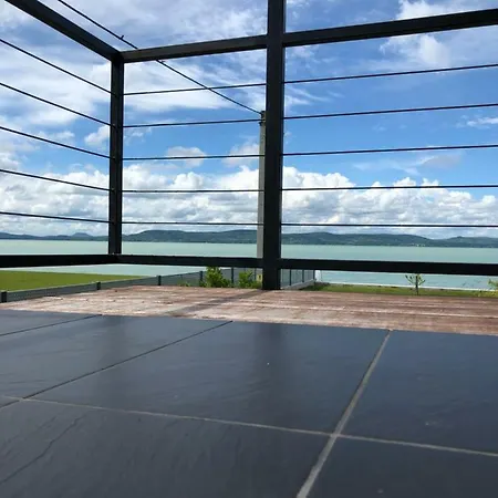 Apartman Hullám
