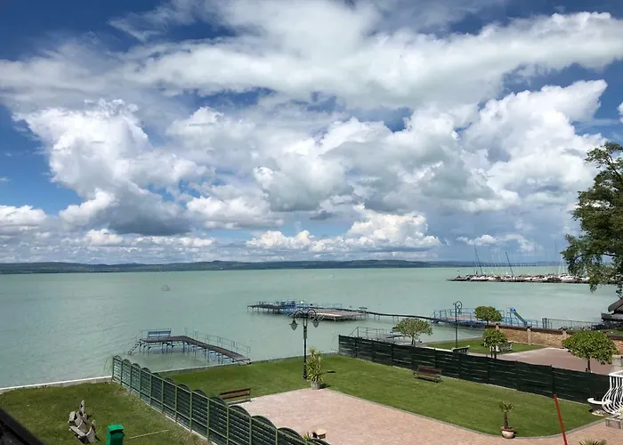 Hullám Apartamento Balatonlelle